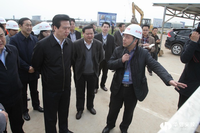 省委常委、市委書(shū)記黃楚平調(diào)研白洋港口新區(qū).jpg